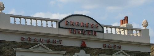 Brentford, Express Tavern