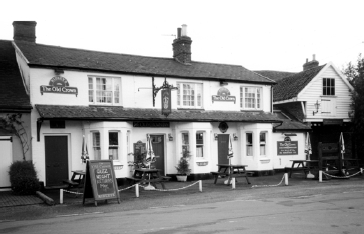 The Grade II Listed Old Crown Inn, built 1798 with brewing taking place throughout much of the 19th
century.