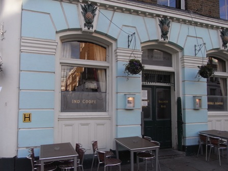 Kentish Town, Pineapple