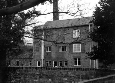 Brewhouse of the brewery complex in the village of Wethersfield. Built in the 1840s it is now a private dwelling.