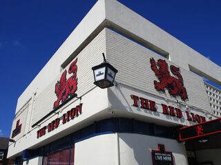 File:ShirleyRedLion1602a SP Aug2016.jpg