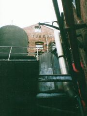 File:DevizesWadworthBry200207d SP.jpg