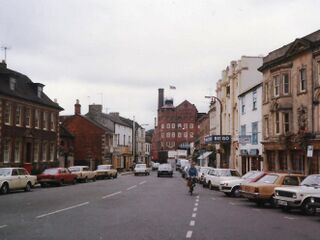 File:DevizesWadworthBry198508a SP.jpg