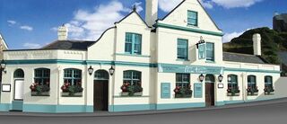 File:The-pier-tavern and brewery ilfracombe.jpg
