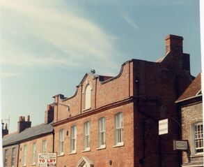 File:Newbury Finn 1984.jpg