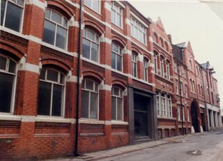 File:Threlfall Liverpool site cc.jpg