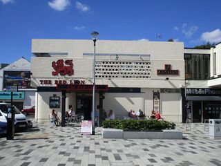 File:ShirleyRedLion1603a SP Aug2016.jpg