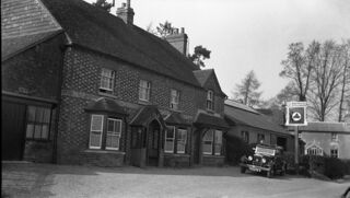 File:Highclere-Red-House-1.jpg