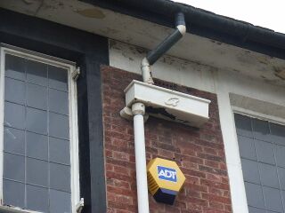 File:CoventryHand&Heart0702 SP Aug2007.jpg